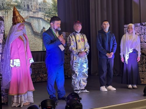 «Тылсымлы пароль» дип исемләнгән спектакльне тамаша кылдылар