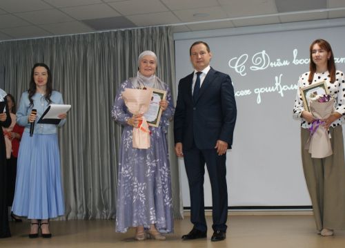 Тәрбиячеләр көне уңаеннан  чара узды