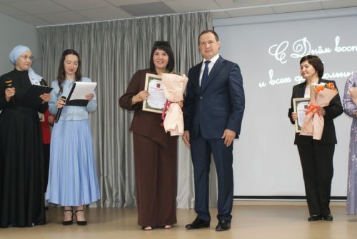 Тәрбиячеләр көне уңаеннан  чара узды