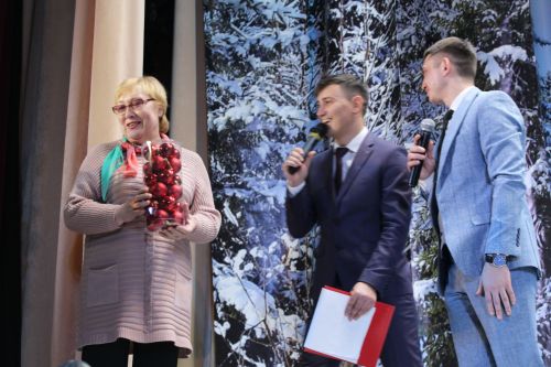 Бәхет алып кил син, Яңа ел!