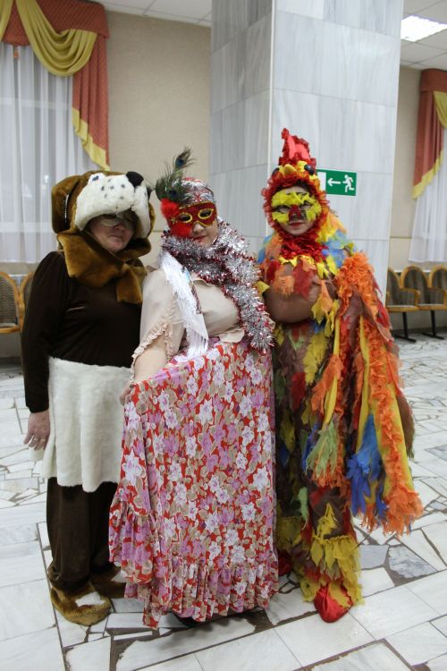 Бәхет алып кил син, Яңа ел!