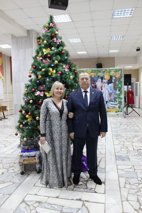 Бәхет алып кил син, Яңа ел!