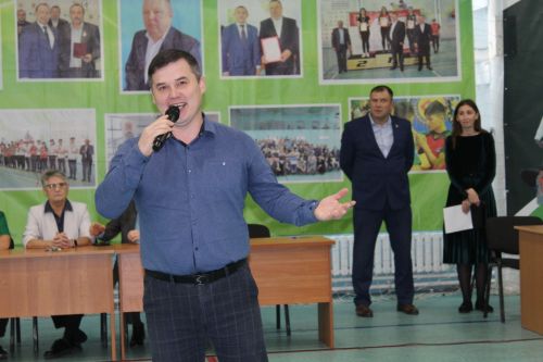 Физик мөмкинлекләре чиклеләр арасында   кул көрәше