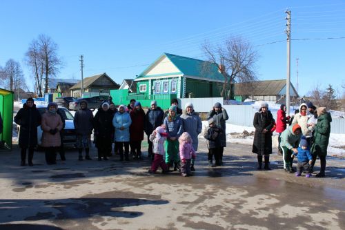 Район буйлап Нәүрүз атлый