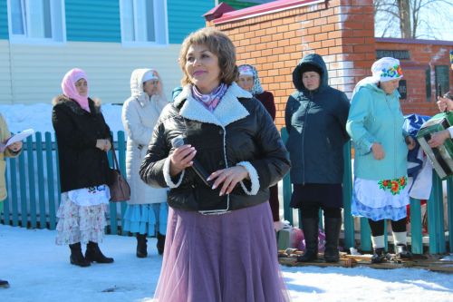 Район буйлап Нәүрүз атлый