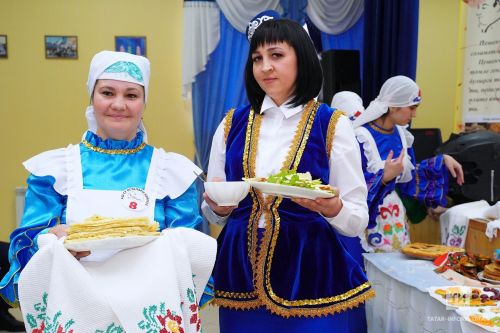 Теләче районы Олы  Кибәхуҗа авылында узган Юныс Әхмәтҗанов исемендәге фестивальдән  фоторепортаж