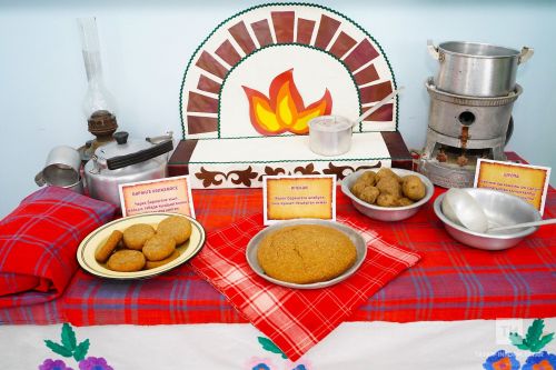 Теләче районы Олы  Кибәхуҗа авылында узган Юныс Әхмәтҗанов исемендәге фестивальдән  фоторепортаж