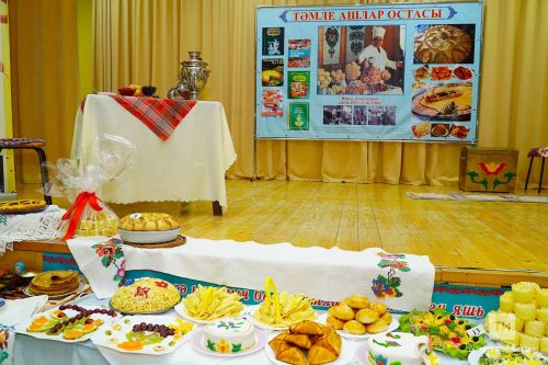 Теләче районы Олы  Кибәхуҗа авылында узган Юныс Әхмәтҗанов исемендәге фестивальдән  фоторепортаж