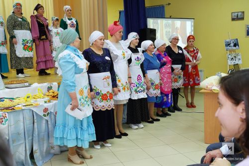 Теләче районы Олы  Кибәхуҗа авылында узган Юныс Әхмәтҗанов исемендәге фестивальдән  фоторепортаж