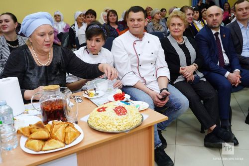 Теләче районы Олы  Кибәхуҗа авылында узган Юныс Әхмәтҗанов исемендәге фестивальдән  фоторепортаж