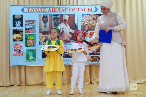 Теләче районы Олы  Кибәхуҗа авылында узган Юныс Әхмәтҗанов исемендәге фестивальдән  фоторепортаж