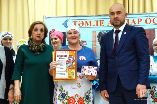 Теләче районы Олы  Кибәхуҗа авылында узган Юныс Әхмәтҗанов исемендәге фестивальдән  фоторепортаж