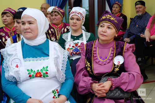 Теләче районы Олы  Кибәхуҗа авылында узган Юныс Әхмәтҗанов исемендәге фестивальдән  фоторепортаж