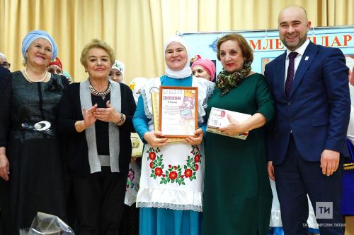 Теләче районы Олы  Кибәхуҗа авылында узган Юныс Әхмәтҗанов исемендәге фестивальдән  фоторепортаж