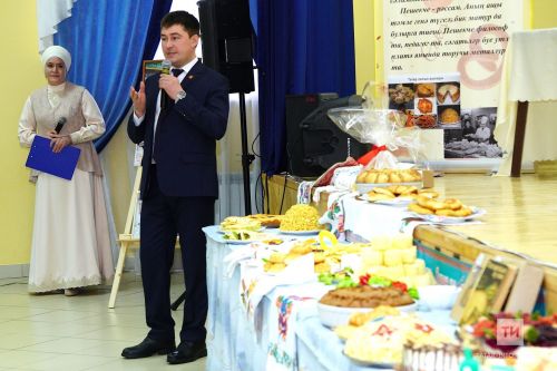 Теләче районы Олы  Кибәхуҗа авылында узган Юныс Әхмәтҗанов исемендәге фестивальдән  фоторепортаж