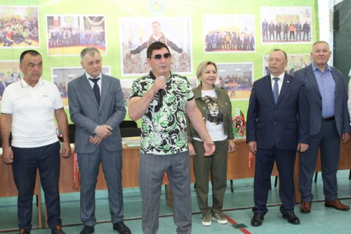 Салават тагын яшь көрәшчеләрне сөендерде