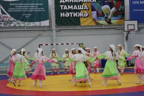 Салават тагын яшь көрәшчеләрне сөендерде