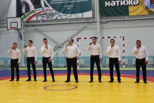 Салават тагын яшь көрәшчеләрне сөендерде