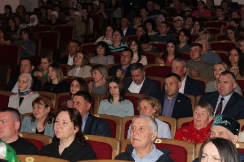 Теләчедә көрәшчеләр концерт куйды