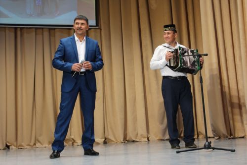 Теләчедә көрәшчеләр концерт куйды