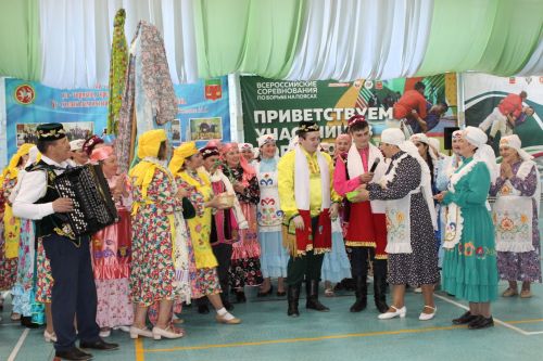 Сабантуй бәйрәмен оештыручылар һәм режиссерлар өчен семинар-практикум курслары үткәрелде.
