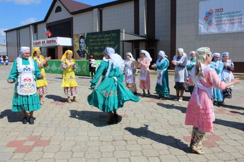 Сабантуй бәйрәмен оештыручылар һәм режиссерлар өчен семинар-практикум курслары үткәрелде.