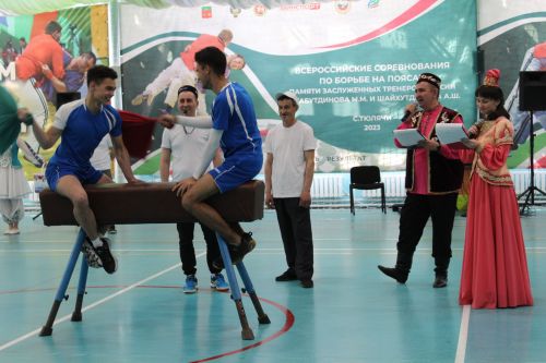 Сабантуй бәйрәмен оештыручылар һәм режиссерлар өчен семинар-практикум курслары үткәрелде.