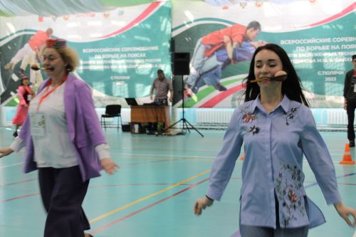 Сабантуй бәйрәмен оештыручылар һәм режиссерлар өчен семинар-практикум курслары үткәрелде.