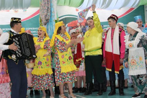 Сабантуй бәйрәмен оештыручылар һәм режиссерлар өчен семинар-практикум курслары үткәрелде.