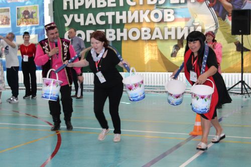 Сабантуй бәйрәмен оештыручылар һәм режиссерлар өчен семинар-практикум курслары үткәрелде.