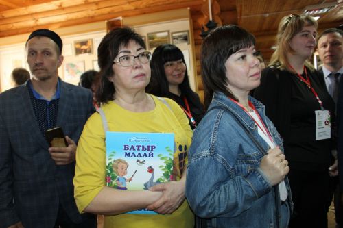 Сабантуй бәйрәмен оештыручылар һәм режиссерлар өчен семинар-практикум курслары үткәрелде.