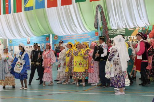 Сабантуй бәйрәмен оештыручылар һәм режиссерлар өчен семинар-практикум курслары үткәрелде.