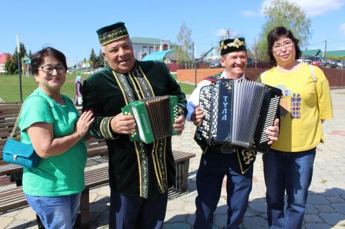 Сабантуй бәйрәмен оештыручылар һәм режиссерлар өчен семинар-практикум курслары үткәрелде.
