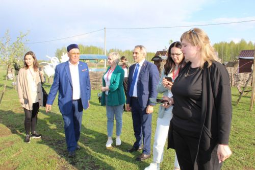 Сабантуй бәйрәмен оештыручылар һәм режиссерлар өчен семинар-практикум курслары үткәрелде.