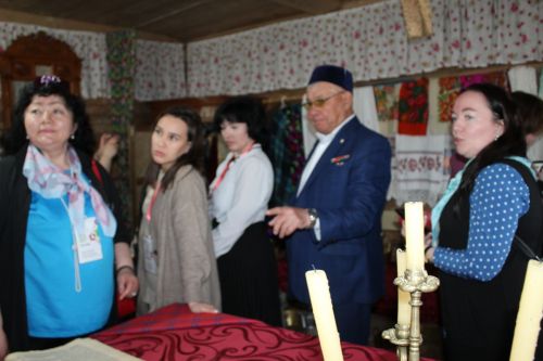 Сабантуй бәйрәмен оештыручылар һәм режиссерлар өчен семинар-практикум курслары үткәрелде.