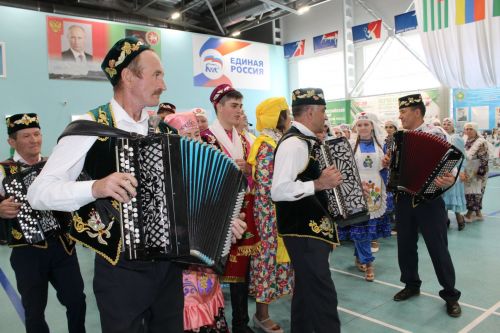 Сабантуй бәйрәмен оештыручылар һәм режиссерлар өчен семинар-практикум курслары үткәрелде.
