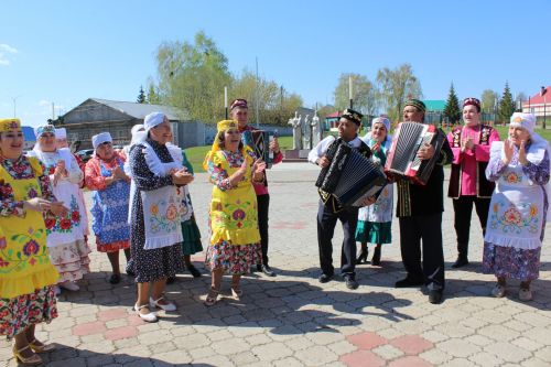Сабантуй бәйрәмен оештыручылар һәм режиссерлар өчен семинар-практикум курслары үткәрелде.