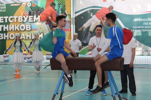 Сабантуй бәйрәмен оештыручылар һәм режиссерлар өчен семинар-практикум курслары үткәрелде.