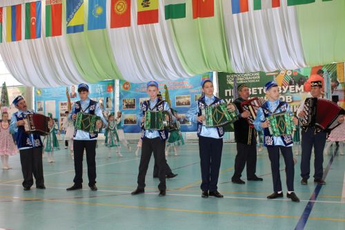 Сабантуй бәйрәмен оештыручылар һәм режиссерлар өчен семинар-практикум курслары үткәрелде.