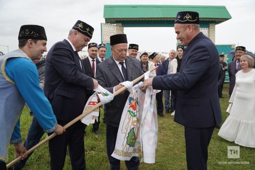 Теләче Сабантуе ачылышыннан Абдул Фархан фоторепортажы