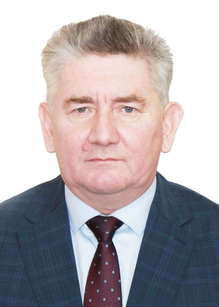 Бүген “Академ - продукт” жаваплылыгы чикләнгән жәмгыяте директоры, районның эшмәкәрләр оешмасы җитәкчесе Ирек Рафаэль улы Исмәгыйлевның туган көне