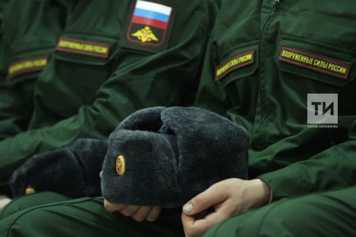 1 октябрьдән Россия хәрби хезмәткәрләренең окладлары артачак