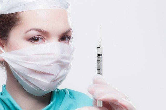 Татарстанцам рассказали, защитит ли вакцинация от омикрон-штамма