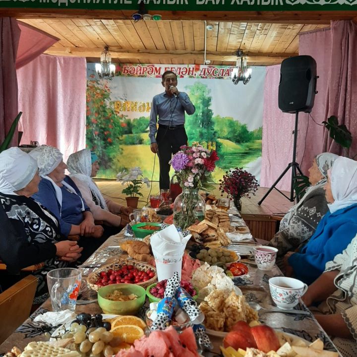 Урта Мишә авылында өлкәннәрне хөрмәтләделәр