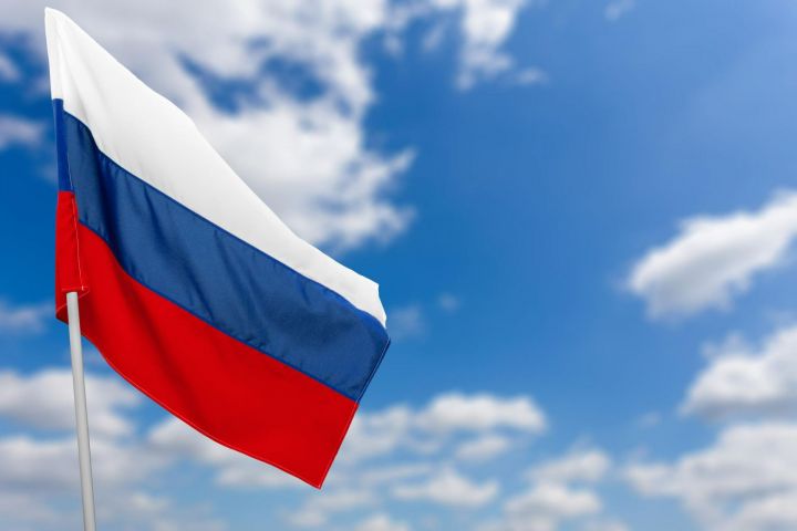 22 август - Россия флагы көне