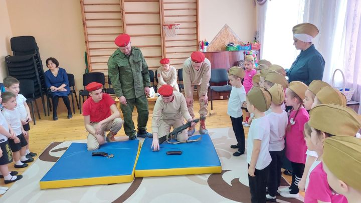 Ватанны саклаучылар көне уңаеннан