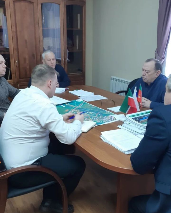 Сөтчелек комплексын төзү буенча проект эшләре анализланды
