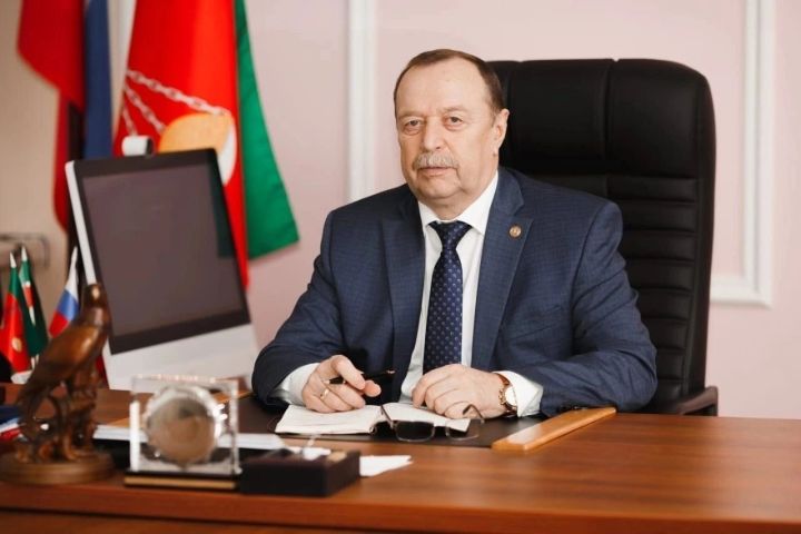 Поздравление главы Тюлячинского муниципального района Назипа Хазипова с праздником Пасхи