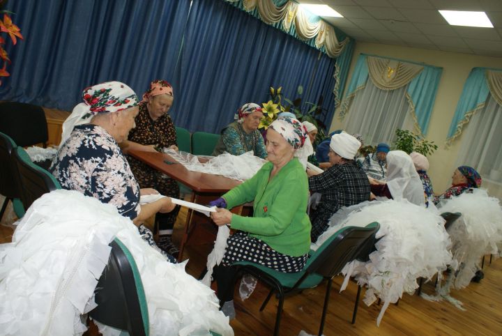 Барсы да егетләр өчен!