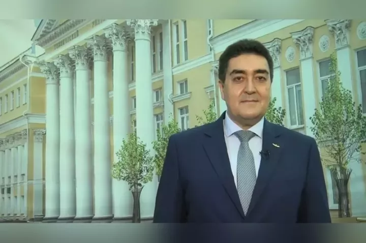 Миллионнарын Төркиядә саклаган. КНИТУ-КАИның элеккеге ректорынЮ гаиләсе белән «раскулачить иттеләр»